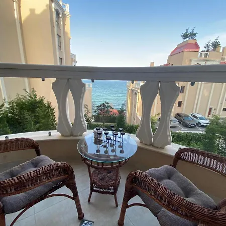 Luxurious And Panoramic At The In La Complex דירה *