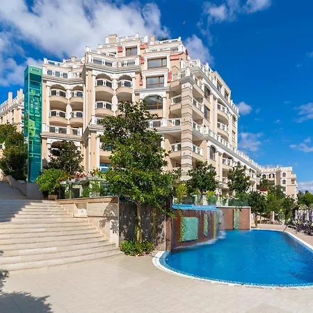 Luxurious And Panoramic At The In La Complex דירה *