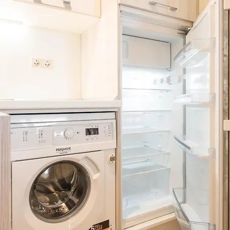 Luxurious And Panoramic At The In La Complex Apartament