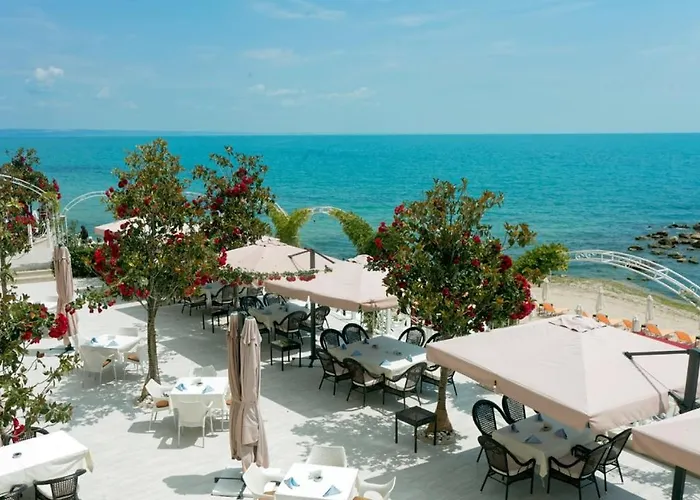 Luxurious And Panoramic At The In La Complex Zlate písky