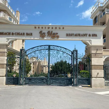 Luxurious And Panoramic At The In La Complex شقة