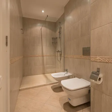 Luxurious And Panoramic At The In La Complex Apartment Golden Sands