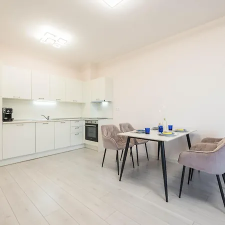 Luxurious And Panoramic At The In La Complex شقة غولدن ساندز