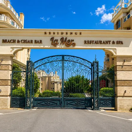 Апартаменти Luxurious And Panoramic At The In La Complex