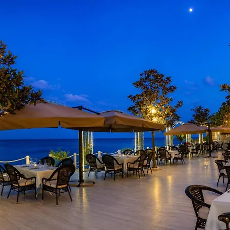 Apartment Luxurious And Panoramic At The In La Complex Golden Sands