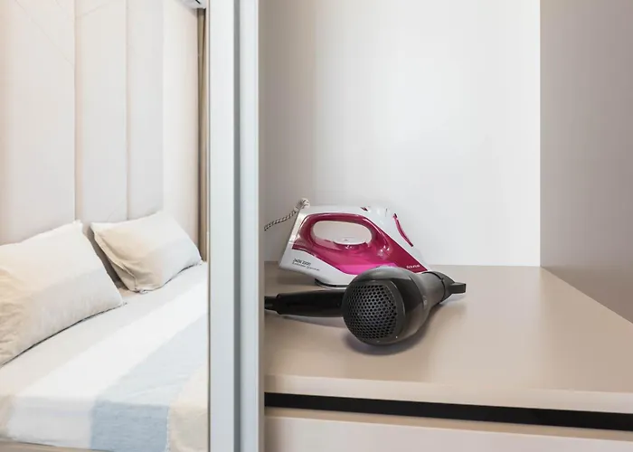 Luxurious And Panoramic At The In La Complex Apartment *